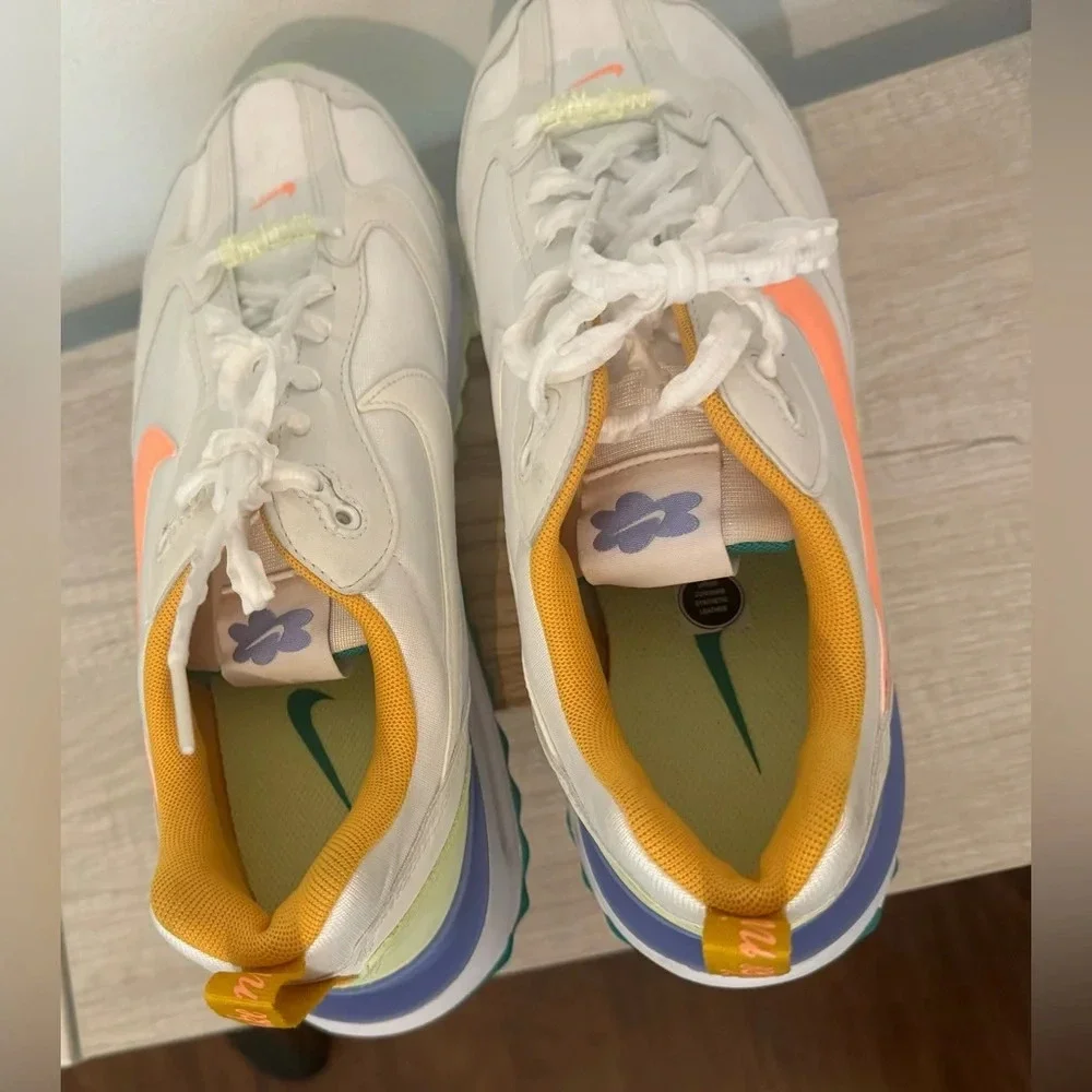 Nike low top